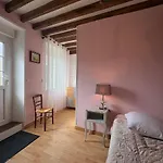 Grande Maison 6 Chambres Proche Centre Ville Et Activites Prázdninový dům Condé-sur-Noireau