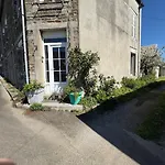 Grande Maison 6 Chambres Proche Centre Ville Et Activites *