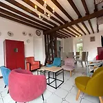 Prázdninový dům Grande Maison 6 Chambres Proche Centre Ville Et Activites Condé-sur-Noireau