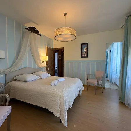 Prázdninový dům Grande Maison 6 Chambres Proche Centre Ville Et Activites Condé-sur-Noireau